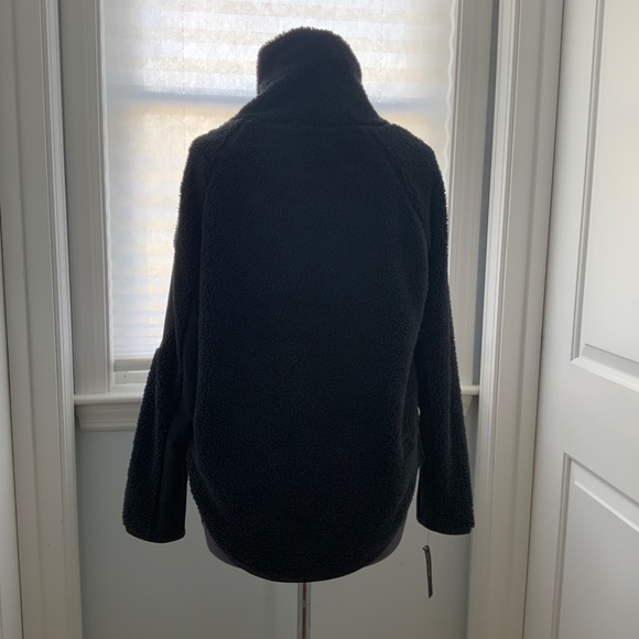 Nike Faux Shearling Pullover NWT - Picture 4 of 12